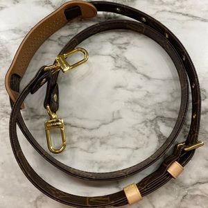 Louis Vuitton Strap. Perfect for cross body. Still new. Wear 2 times